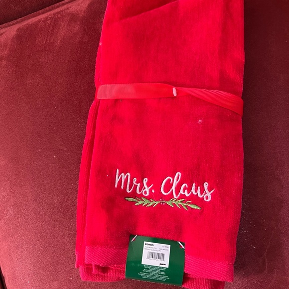 Holiday Linen Bundle Towels 9 pieces - Picture 4 of 7